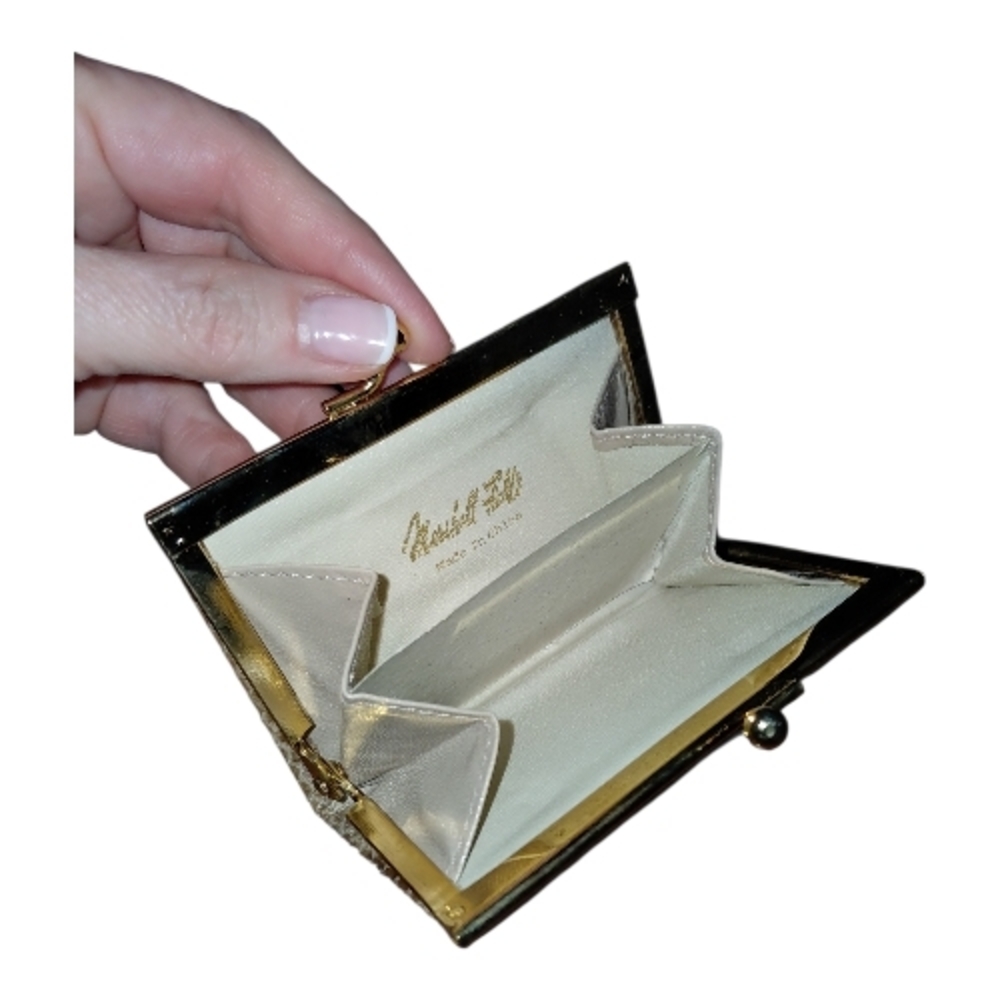 Elegant Cream Coin Purse Marshall Fields - Picture 2 of 2